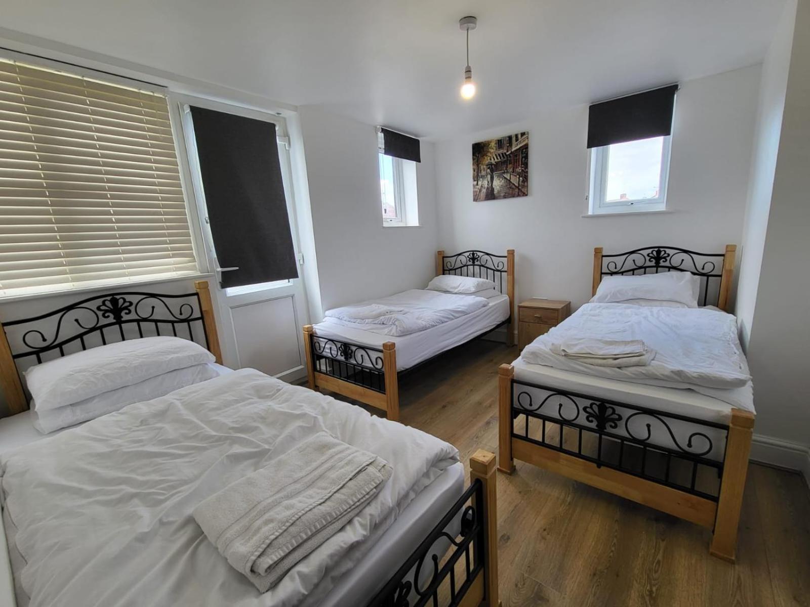 בריסטול Serene 1 Bedroom, 3 Single Beds מראה חיצוני תמונה