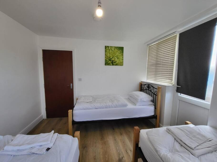 בריסטול Serene 1 Bedroom, 3 Single Beds מראה חיצוני תמונה